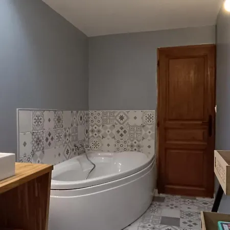 Holiday home Maison Au Calme Cleres